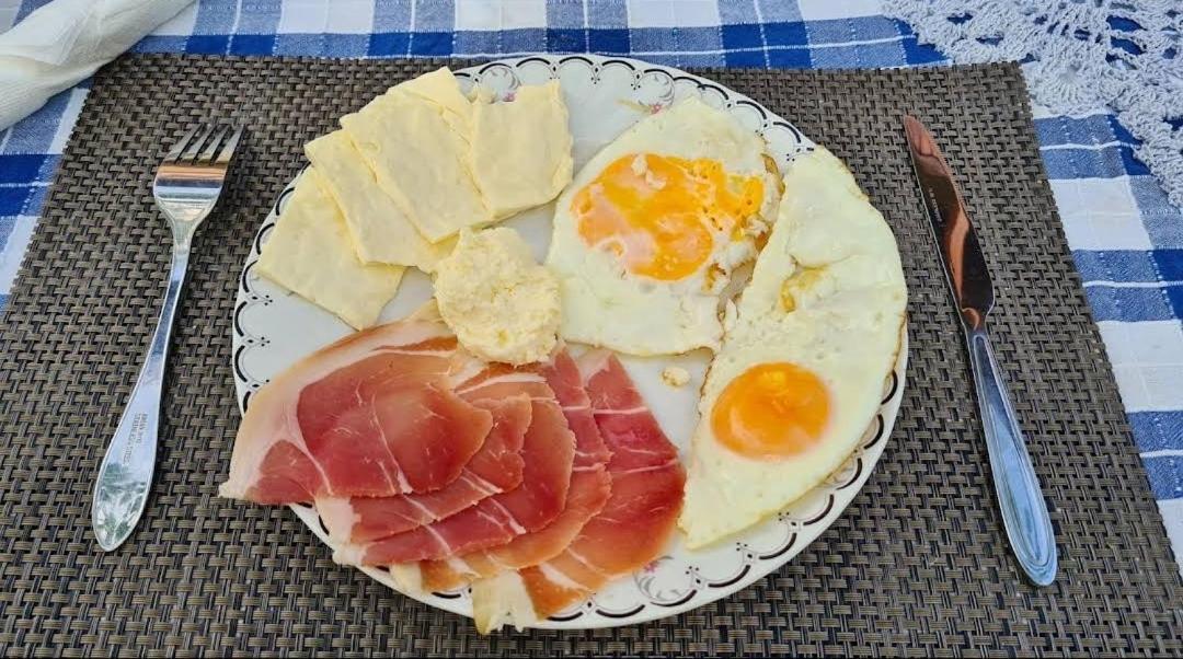 Gasthaus Privatni Smjestaj "Mratinje" Plužine Exterior foto